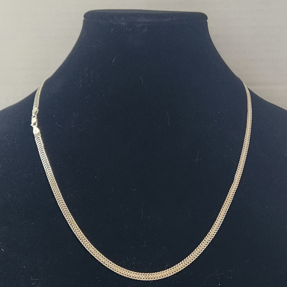 Milor sterling silver chain signed, made in Italy 925 nice width and weight